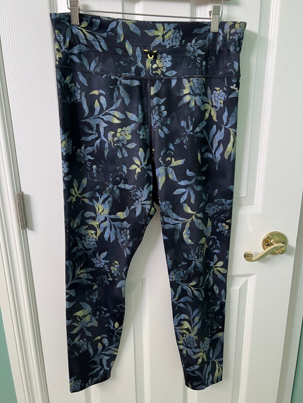 JoyLab Navy Floral High-Rise Leggings